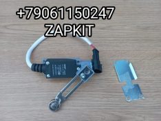 Концевой выключатель капота выключатель концевой моторного отсека 37T81-0200137T81-02001 Хайгер Хагер Higer Концевой выключатель капота выключатель концевой моторного отсека 37T81-0200137T81-02001 Хайгер Хагер Higer