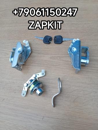 Замок капота моторного отсека Хайгер Хагер Higer KLQ 6928 в сборе 56HL1-04310 56HL104310 Замок капота моторного отсека Хайгер Хагер Higer KLQ 6928 в сборе 56HL1-04310 56HL104310