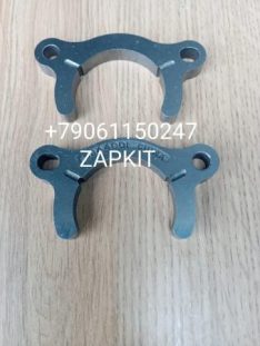 Скоба упорная распредвала распределительного вала Cummins камминз ISLe 3944001 Хайгер Хагер Higer 6129 6122 6128